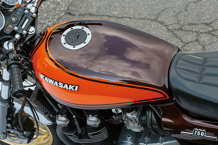 KAWASAKI ゼファー750タンク