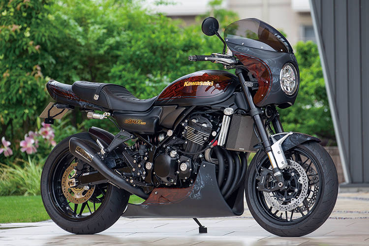 Z900RS ビキニカウル　黒（FRP）