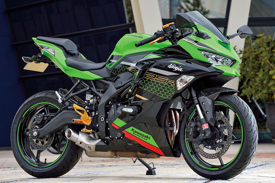 ARCHI Ninja ZX-25R（カワサキNinja ZX-25R） | ヘリテイジ 