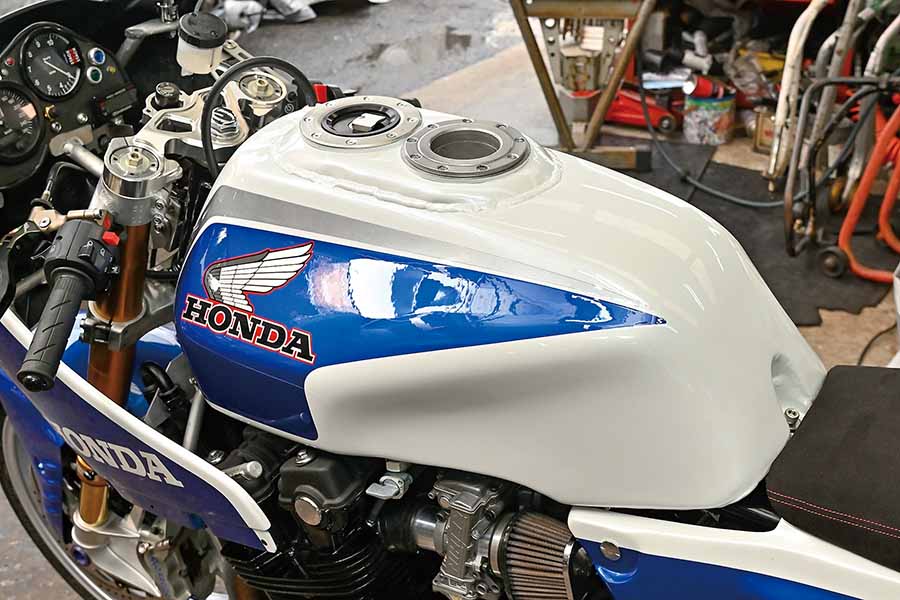 最大5000円OFFクーポン ホンダCB1100R RD純正トップブリッジ | www