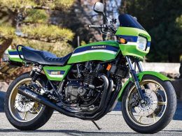 トリニティガレージ ナカガワ Z1000R2<br>（カワサキ Z1000R2）