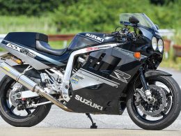 飯田レーシングファクトリー GSX-R1100<br>（SUZUKI GSX-R1100）