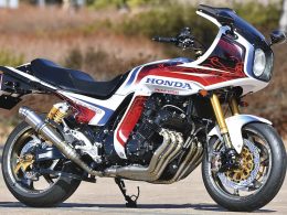 ACサンクチュアリー  CBX<br>（ホンダ CBX）